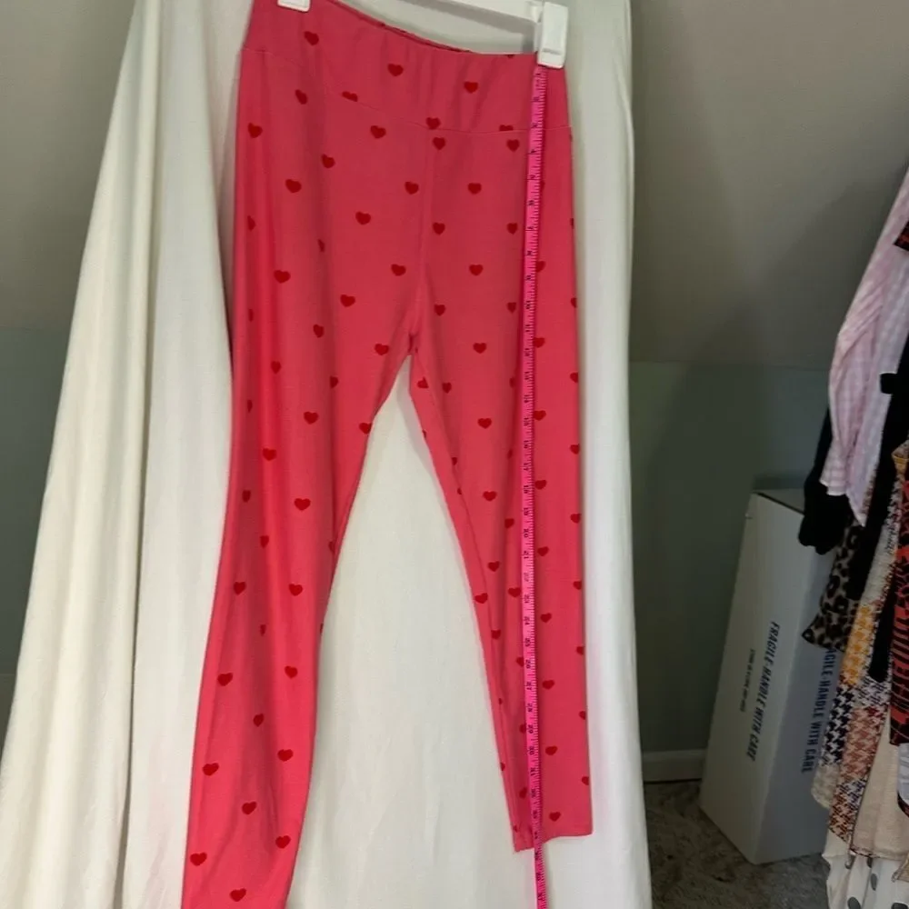 LulaRoe Pink Heart Patterned Womens Leggings One size